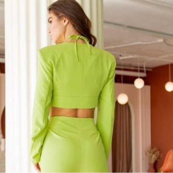 Balboa Black Long Sleeve Crop Tailored Jacket with  Criss-Cross Cutout T… - Picture 2 of 4